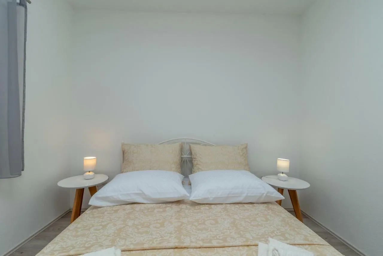 Apartment Matea Trogir